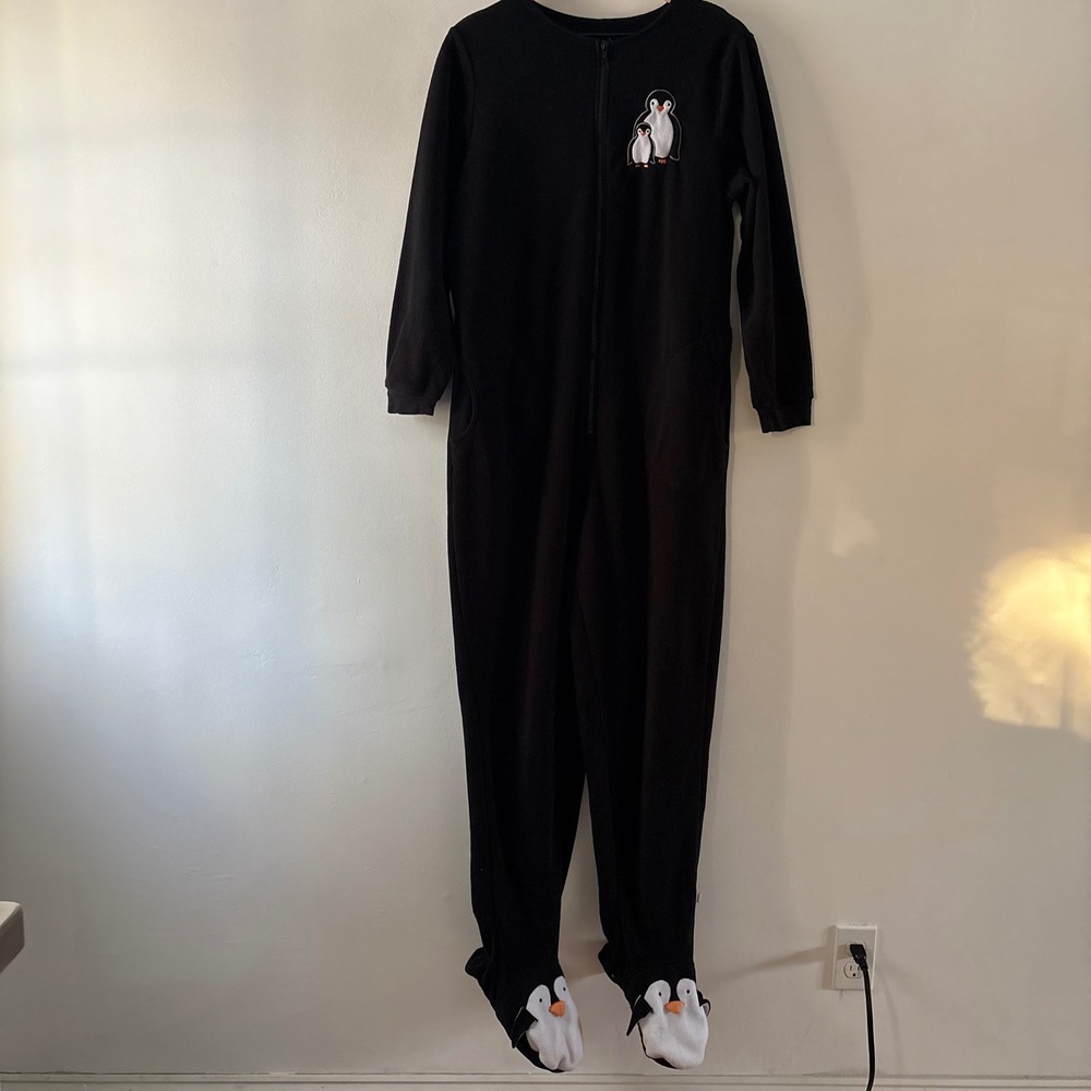 Nick & Nora Penguin Pajama One Piece Footed‎ Fleece Pockets Black 
Adult L Sleep